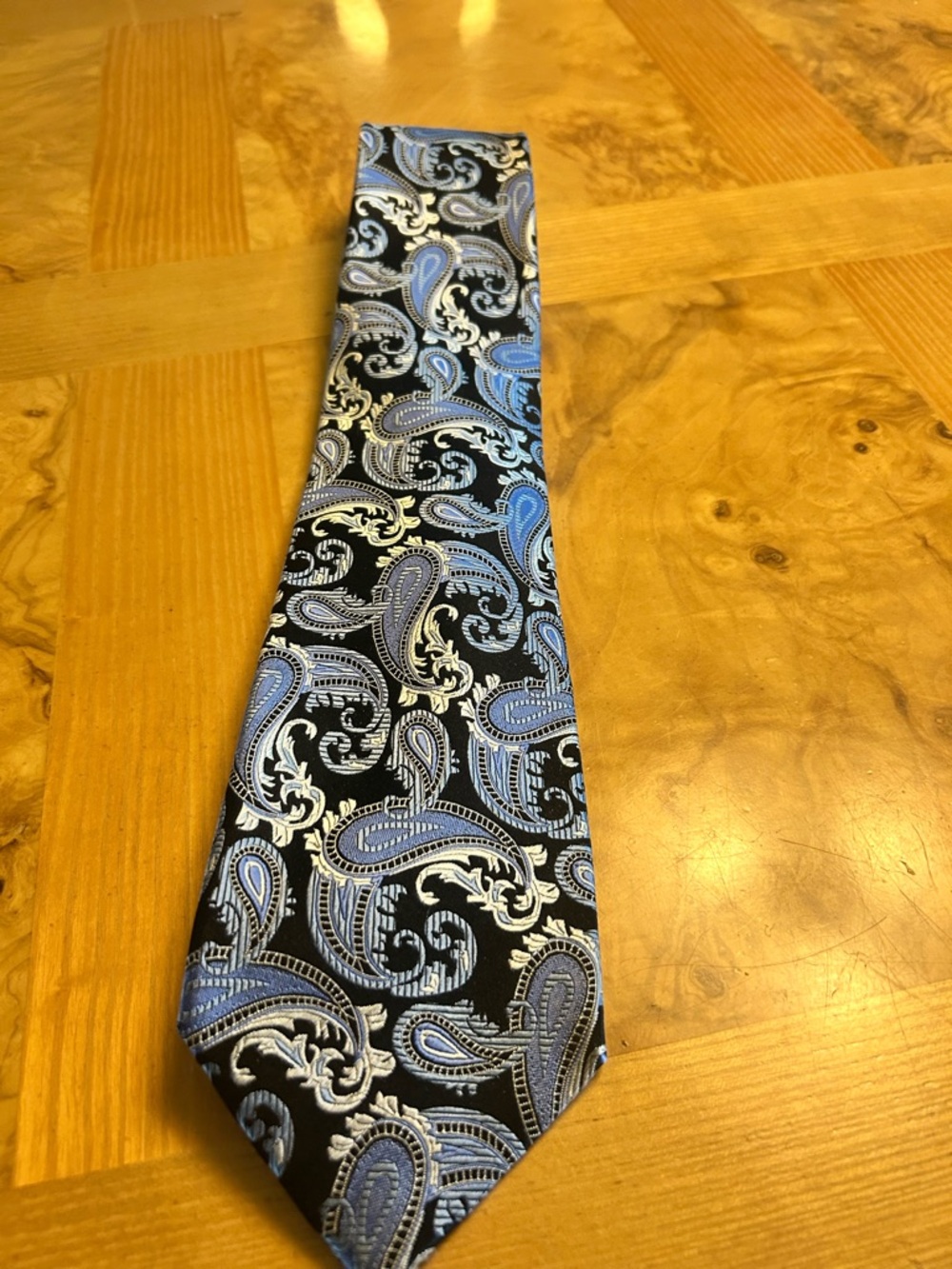 Silk Geoff Beene Black Tie with Light Blue Paisley 58.5” L X 3.3/8”W Stunning!